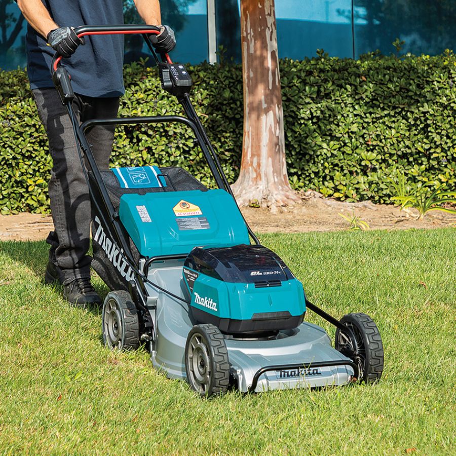 Corta Relvas a Bateria 53cm 18vx2 Makita - DLM533Z - Image 3